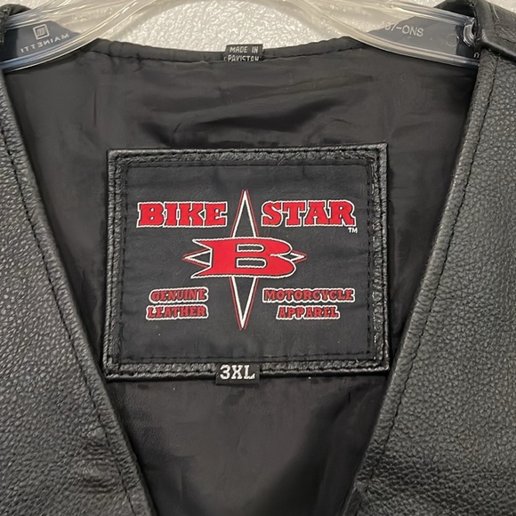 Bike Star Men’s Leather Moto Vest Black EUC Sz 3XL Lined Snaps Sleeveless Biker - Picture 2 of 2